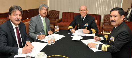 semar y pemex firman convenio para la construcción de flota menor